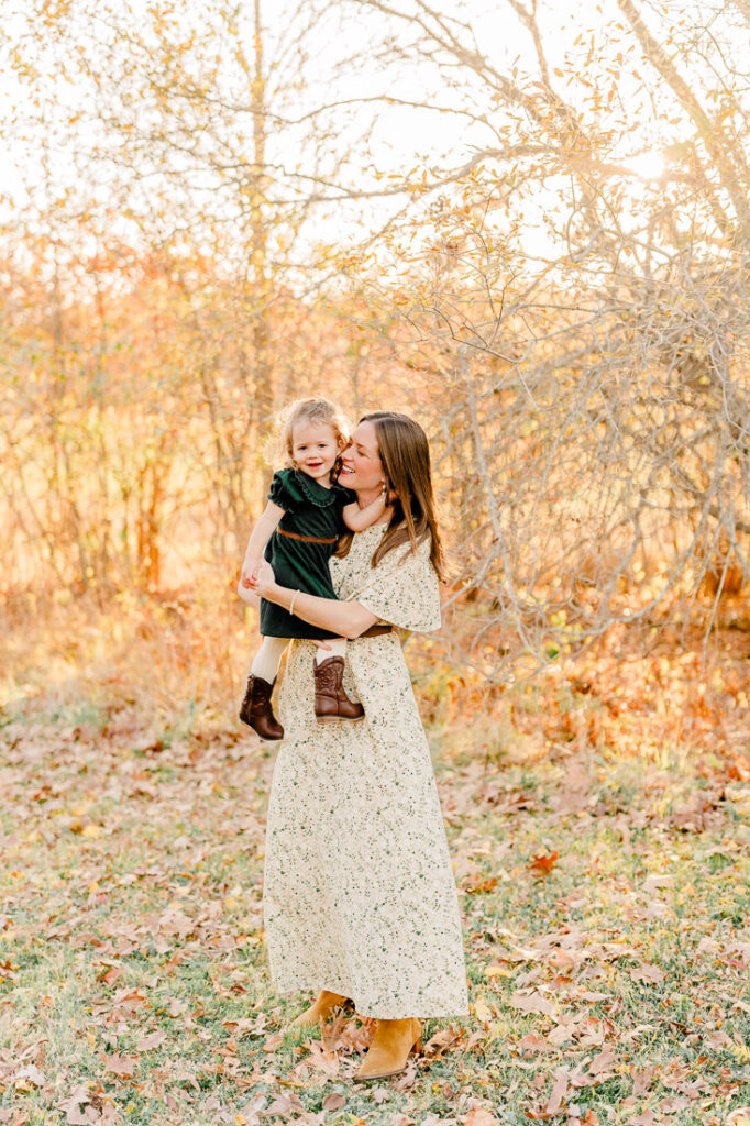 Photographer Scituate MA family photos | autumn family photos by Christina Runnals Photography