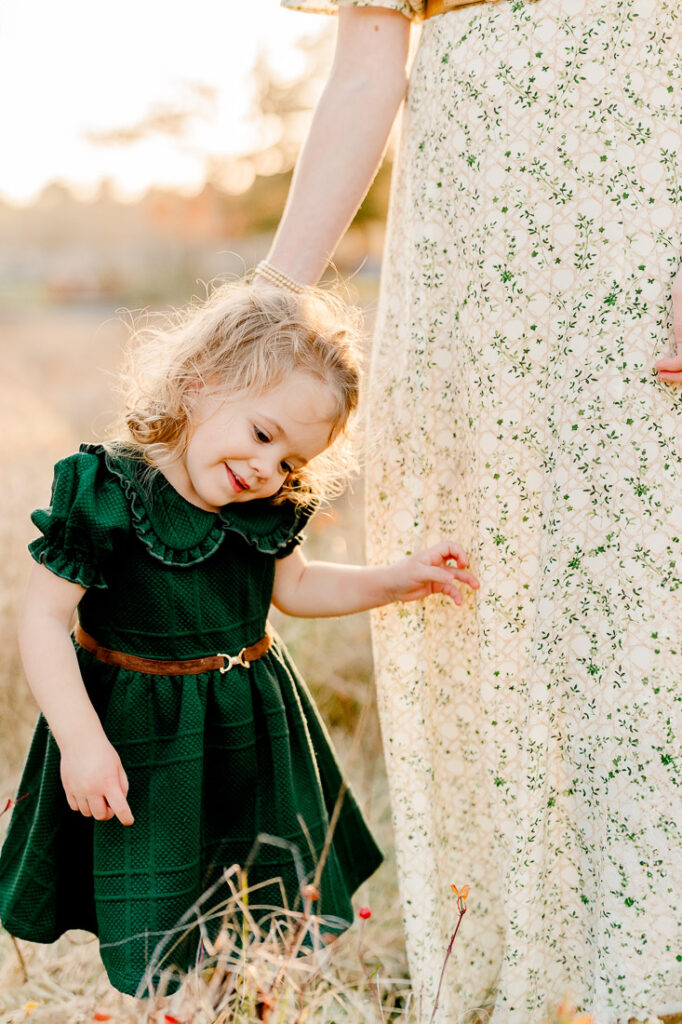 Photographer Scituate MA family photos | autumn family photos by Christina Runnals Photography