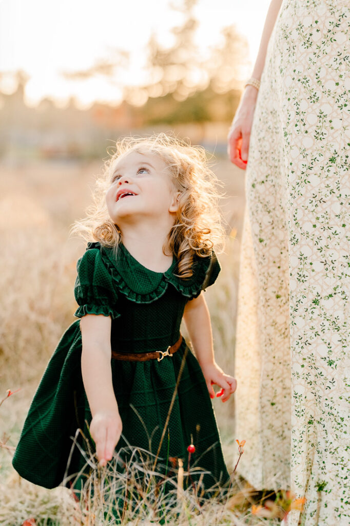 Photographer Scituate MA family photos | autumn family photos by Christina Runnals Photography